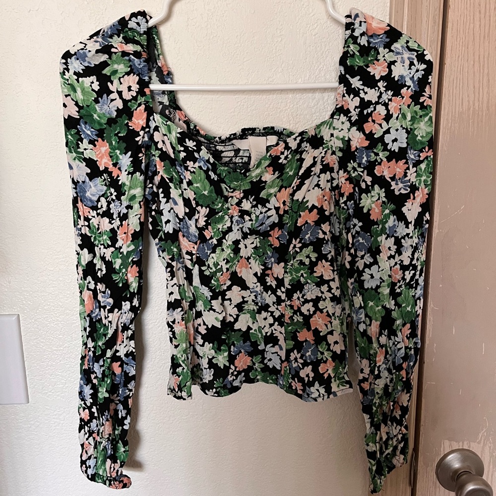 Floral long sleeve blouse